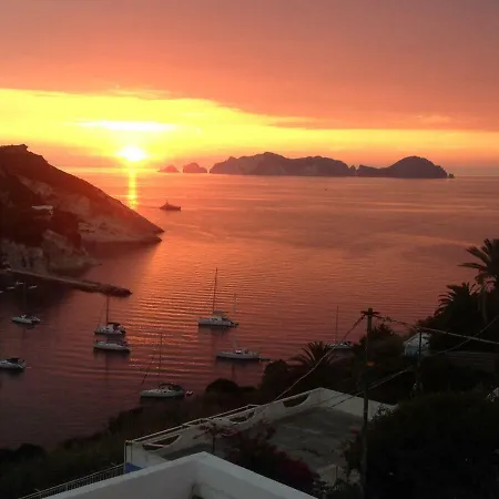 Affittacamere Casa Di Civitina Ponza